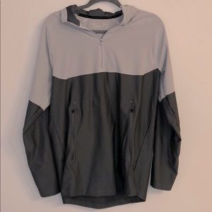 Men’s Under Armour quarter zip size large